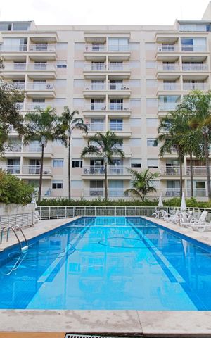 Apartamento à venda com 35m², 1 quarto e 1 vaga Apartamento à venda com 35m², 1 quarto e 1 vagaÁrea comum - Piscina