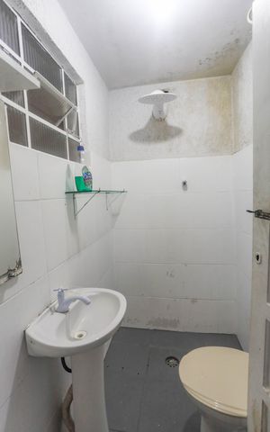 Casa à venda com 109m², 2 quartos e 1 vaga Casa à venda com 109m², 2 quartos e 1 vagaBanheiro de serviço