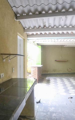 Casa à venda com 109m², 2 quartos e 1 vaga Casa à venda com 109m², 2 quartos e 1 vagaÁrea de serviço