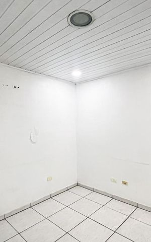 Casa para alugar com 80m², 2 quartos e sem vaga Casa para alugar com 80m², 2 quartos e sem vagaSala