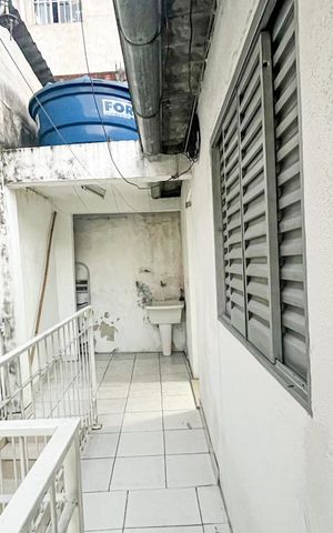 Casa para alugar com 80m², 2 quartos e sem vaga Casa para alugar com 80m², 2 quartos e sem vagaÁrea de Serviço
