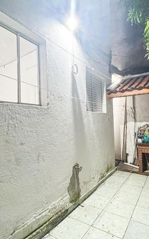 Casa para alugar com 80m², 2 quartos e sem vaga Casa para alugar com 80m², 2 quartos e sem vagaÁrea comum - Churrasqueira