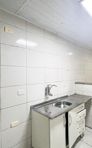 Casa para alugar com 80m², 2 quartos e sem vaga Casa para alugar com 80m², 2 quartos e sem vagaCozinha