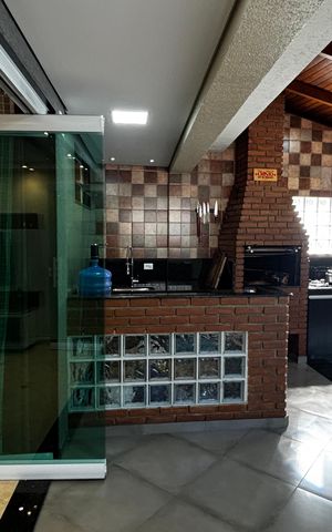 Casa à venda com 278m², 5 quartos e 3 vagas Casa à venda com 278m², 5 quartos e 3 vagasVaranda Gourmet