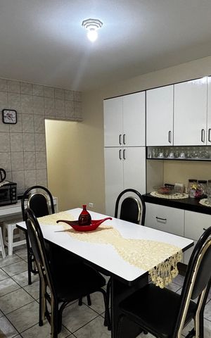 Casa à venda com 278m², 5 quartos e 3 vagas Casa à venda com 278m², 5 quartos e 3 vagasCozinha 1