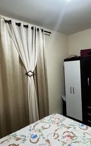 Casa à venda com 278m², 5 quartos e 3 vagas Casa à venda com 278m², 5 quartos e 3 vagasQuarto 1