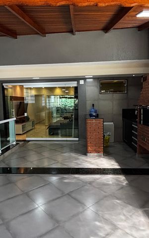 Casa à venda com 278m², 5 quartos e 3 vagas Casa à venda com 278m², 5 quartos e 3 vagasVaranda Gourmet