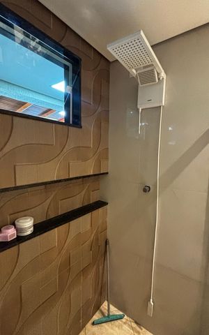 Casa à venda com 278m², 5 quartos e 3 vagas Casa à venda com 278m², 5 quartos e 3 vagasBanheiro da Suíte