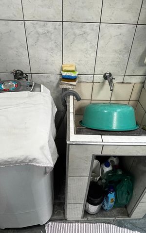 Casa à venda com 278m², 5 quartos e 3 vagas Casa à venda com 278m², 5 quartos e 3 vagasÁrea de Serviço