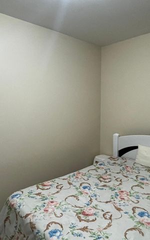 Casa à venda com 278m², 5 quartos e 3 vagas Casa à venda com 278m², 5 quartos e 3 vagasQuarto 1