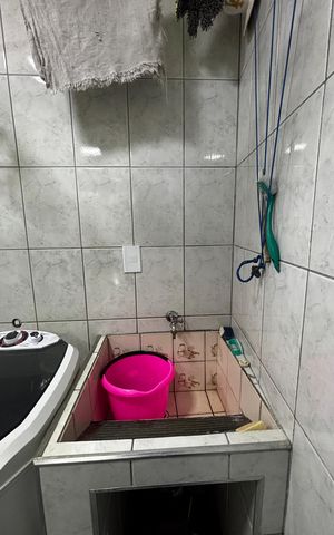 Casa à venda com 278m², 5 quartos e 3 vagas Casa à venda com 278m², 5 quartos e 3 vagasÁrea de Serviço