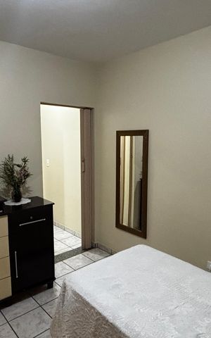 Casa à venda com 278m², 5 quartos e 3 vagas Casa à venda com 278m², 5 quartos e 3 vagasQuarto 2