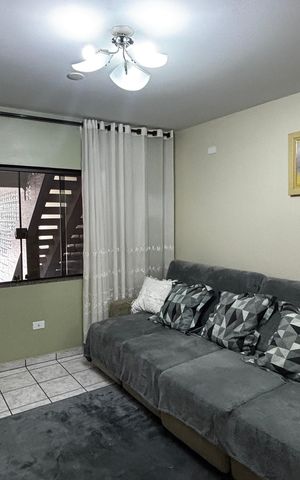 Casa à venda com 278m², 5 quartos e 3 vagas Casa à venda com 278m², 5 quartos e 3 vagasSala 1