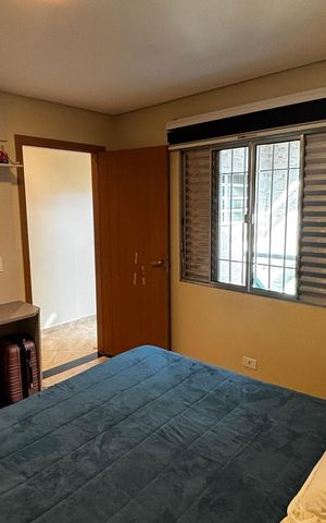 Casa à venda com 278m², 5 quartos e 3 vagas Casa à venda com 278m², 5 quartos e 3 vagasQuarto 3