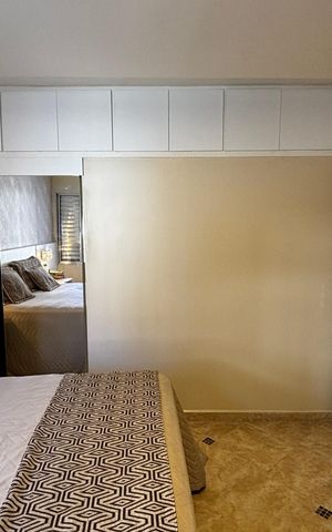 Casa à venda com 278m², 5 quartos e 3 vagas Casa à venda com 278m², 5 quartos e 3 vagasSuíte