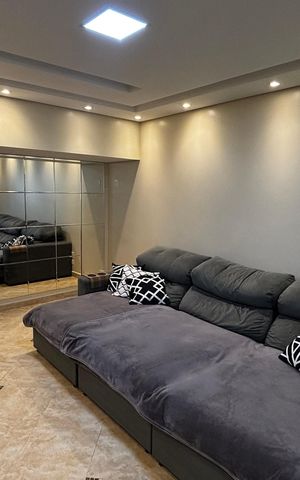 Casa à venda com 278m², 5 quartos e 3 vagas Casa à venda com 278m², 5 quartos e 3 vagasSala 2