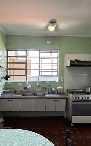 Apartamento à venda com 240m², 3 quartos e 1 vaga Apartamento à venda com 240m², 3 quartos e 1 vagaCozinha