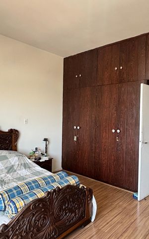 Apartamento à venda com 240m², 3 quartos e 1 vaga Apartamento à venda com 240m², 3 quartos e 1 vagaQuarto 1
