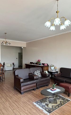 Apartamento à venda com 240m², 3 quartos e 1 vaga Apartamento à venda com 240m², 3 quartos e 1 vagaSala - Sala de Jantar