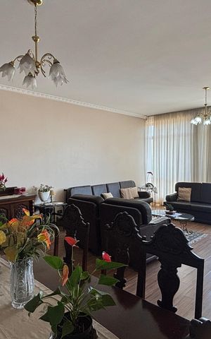 Apartamento à venda com 240m², 3 quartos e 1 vaga Apartamento à venda com 240m², 3 quartos e 1 vagaSala - Sala de Jantar