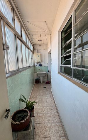 Apartamento à venda com 240m², 3 quartos e 1 vaga Apartamento à venda com 240m², 3 quartos e 1 vagaÁrea de Serviço - Banheiro