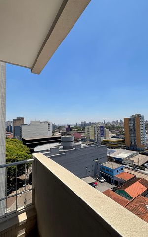 Apartamento à venda com 240m², 3 quartos e 1 vaga Apartamento à venda com 240m², 3 quartos e 1 vagaQuarto 1 Varanda