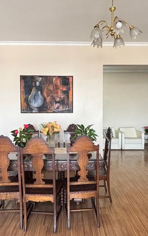 Apartamento à venda com 240m², 3 quartos e 1 vaga Apartamento à venda com 240m², 3 quartos e 1 vagaSala - Sala de Jantar