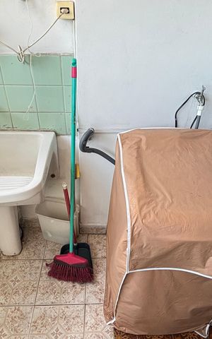 Apartamento à venda com 240m², 3 quartos e 1 vaga Apartamento à venda com 240m², 3 quartos e 1 vagaÁrea de Serviço