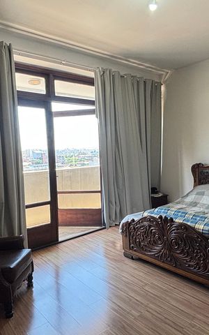 Apartamento à venda com 240m², 3 quartos e 1 vaga Apartamento à venda com 240m², 3 quartos e 1 vagaQuarto 1