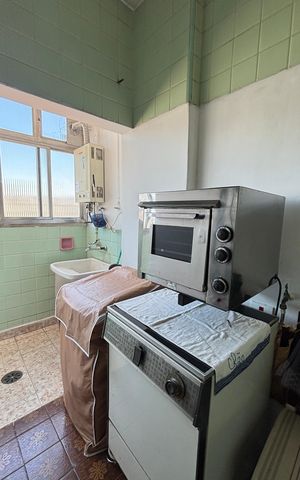 Apartamento à venda com 240m², 3 quartos e 1 vaga Apartamento à venda com 240m², 3 quartos e 1 vagaÁrea de Serviço