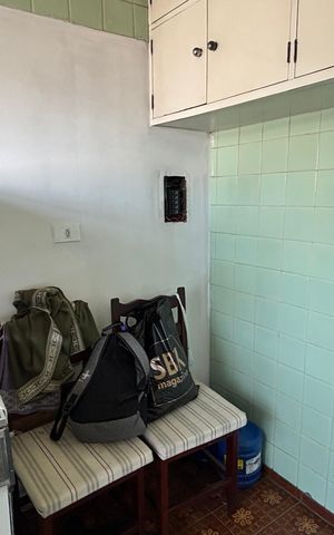 Apartamento à venda com 240m², 3 quartos e 1 vaga Apartamento à venda com 240m², 3 quartos e 1 vagaÁrea de Serviço