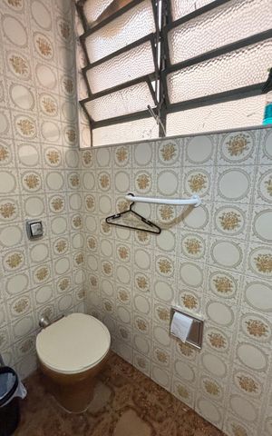 Apartamento à venda com 240m², 3 quartos e 1 vaga Apartamento à venda com 240m², 3 quartos e 1 vagaBanheiro