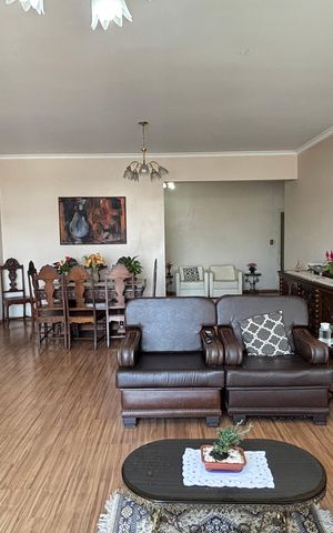 Apartamento à venda com 240m², 3 quartos e 1 vaga Apartamento à venda com 240m², 3 quartos e 1 vagaSala - Sala de Jantar