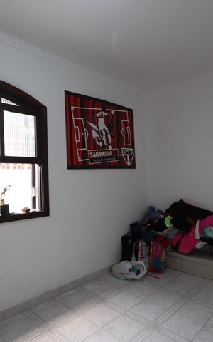Casa à venda com 199m², 3 quartos e 2 vagasQuarto 3