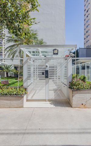 Apartamento à venda com 160m², 4 quartos e 2 vagasFachada