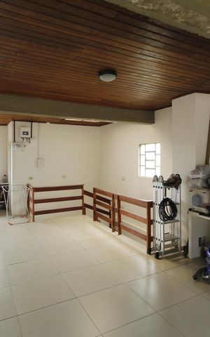 Casa à venda com 268m², 3 quartos e 3 vagasGaragem