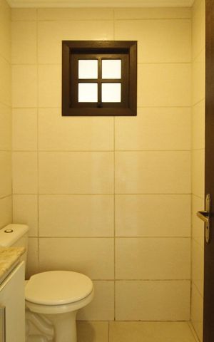 Casa à venda com 268m², 3 quartos e 3 vagasLavabo
