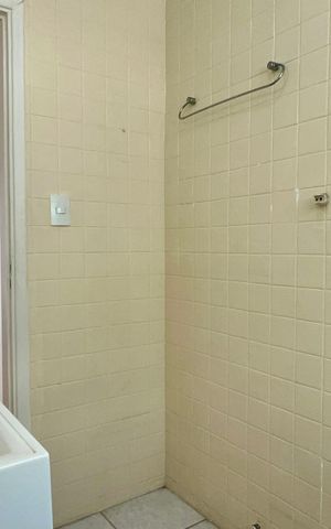 Apartamento para alugar com 58m², 1 quarto e sem vaga Apartamento para alugar com 58m², 1 quarto e sem vagaBanheiro