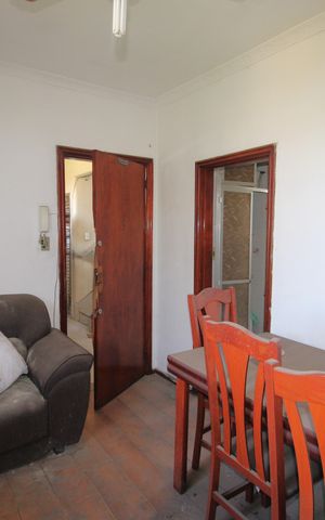 Apartamento à venda com 76m², 2 quartos e 1 vagaSala