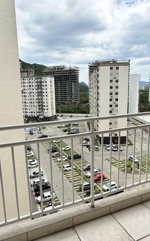 Apartamento à venda com 54m², 3 quartos e 1 vaga Apartamento à venda com 54m², 3 quartos e 1 vagaVaranda