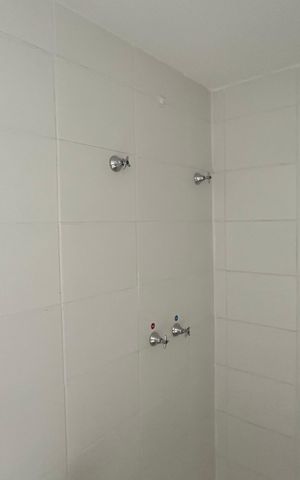 Apartamento à venda com 54m², 3 quartos e 1 vaga Apartamento à venda com 54m², 3 quartos e 1 vagaBanheiro quarto 3