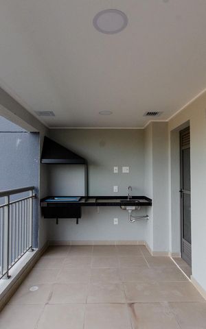 Apartamento à venda com 86m², 3 quartos e 2 vagas Apartamento à venda com 86m², 3 quartos e 2 vagasSala - Sacada