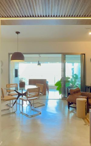 Apartamento à venda com 149m², 3 quartos e 2 vagas Apartamento à venda com 149m², 3 quartos e 2 vagasHall