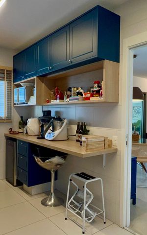 Apartamento à venda com 149m², 3 quartos e 2 vagas Apartamento à venda com 149m², 3 quartos e 2 vagasCozinha