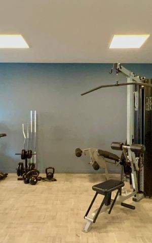 Apartamento à venda com 149m², 3 quartos e 2 vagas Apartamento à venda com 149m², 3 quartos e 2 vagasAcademia