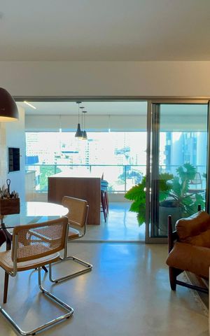 Apartamento à venda com 149m², 3 quartos e 2 vagas Apartamento à venda com 149m², 3 quartos e 2 vagasSala de Jantar