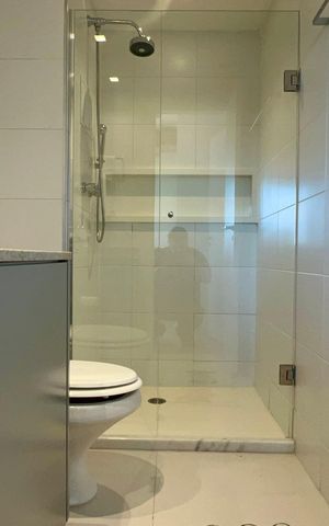 Apartamento à venda com 149m², 3 quartos e 2 vagas Apartamento à venda com 149m², 3 quartos e 2 vagasBanheiro da Suíte 1