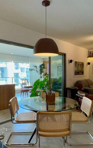Apartamento à venda com 149m², 3 quartos e 2 vagas Apartamento à venda com 149m², 3 quartos e 2 vagasSala de Jantar