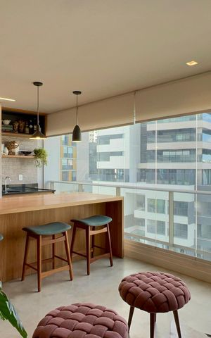 Apartamento à venda com 149m², 3 quartos e 2 vagas Apartamento à venda com 149m², 3 quartos e 2 vagasVaranda gourmet