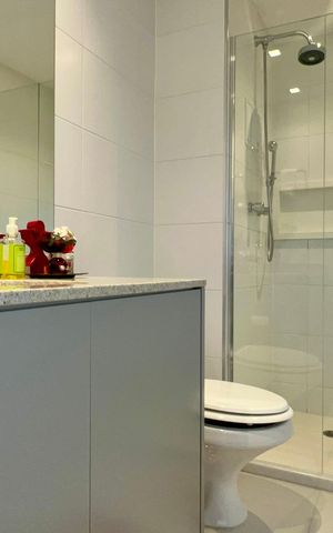 Apartamento à venda com 149m², 3 quartos e 2 vagas Apartamento à venda com 149m², 3 quartos e 2 vagasBanheiro da Suíte 1